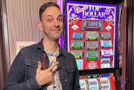 uya77 Slot online ribuan game jackpot provider terbaik RTP tinggi Indonesia